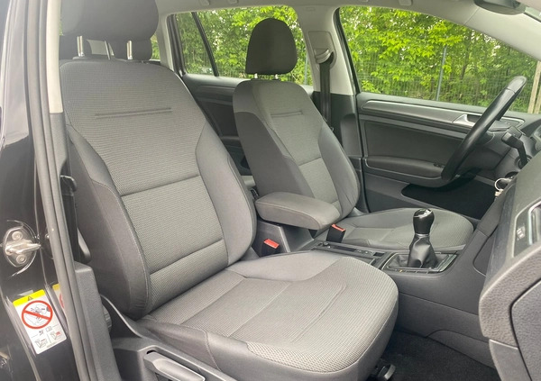 Volkswagen Golf cena 39850 przebieg: 297500, rok produkcji 2018 z Warszawa małe 781